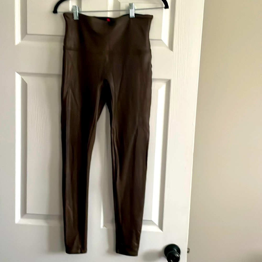 Spanx chocolate brown leggings. Size large. Slightly used